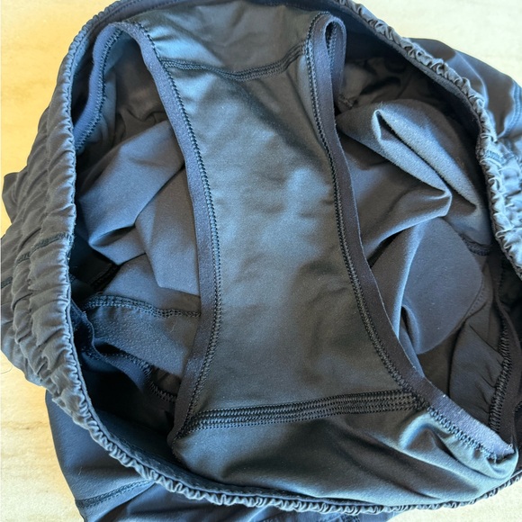 lululemon Black and Navy bundle size 8, 5inch Track That HR lined shorts - Picture 7 of 14